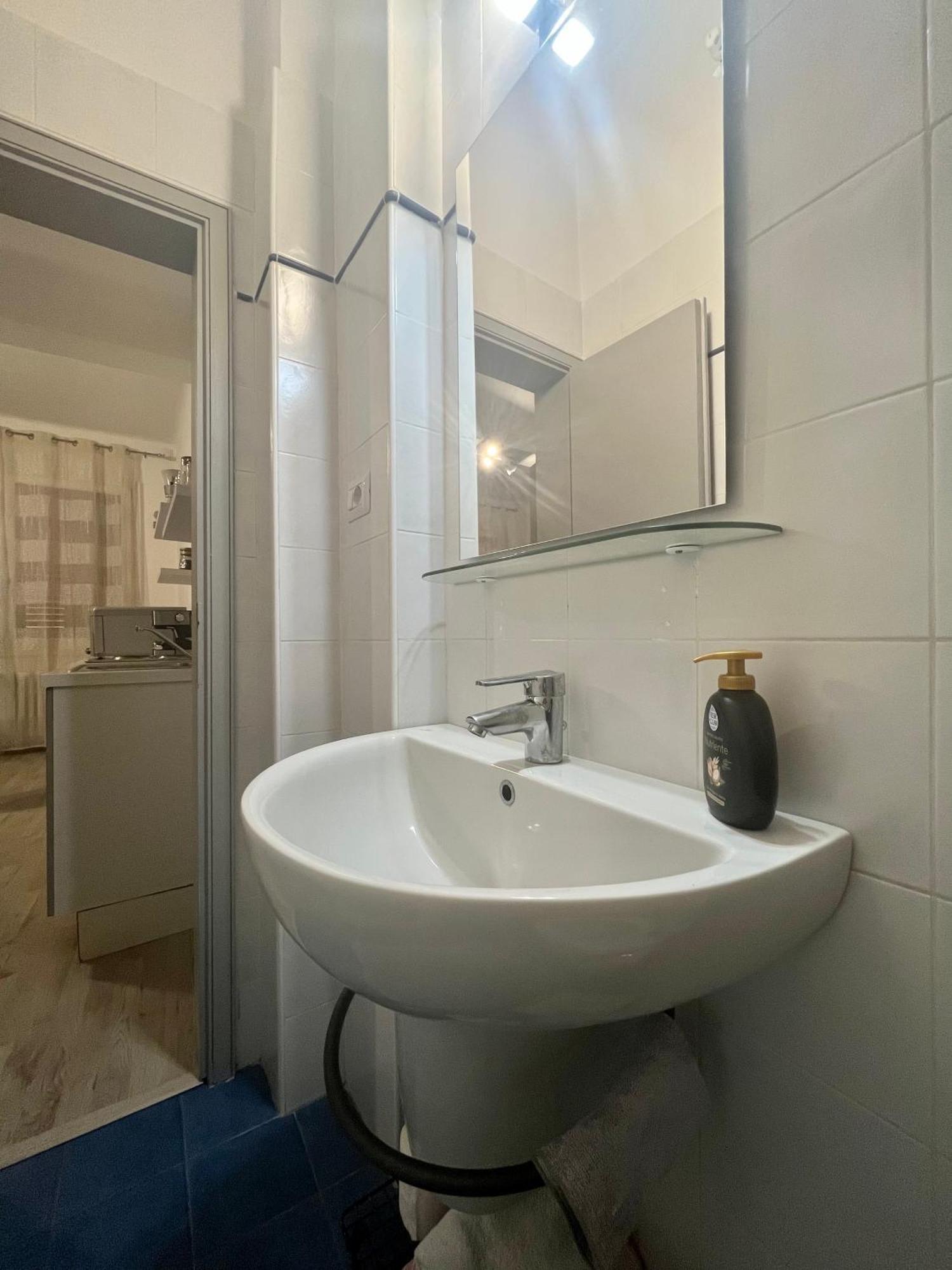 Home 2 Torri Bologne Extérieur photo